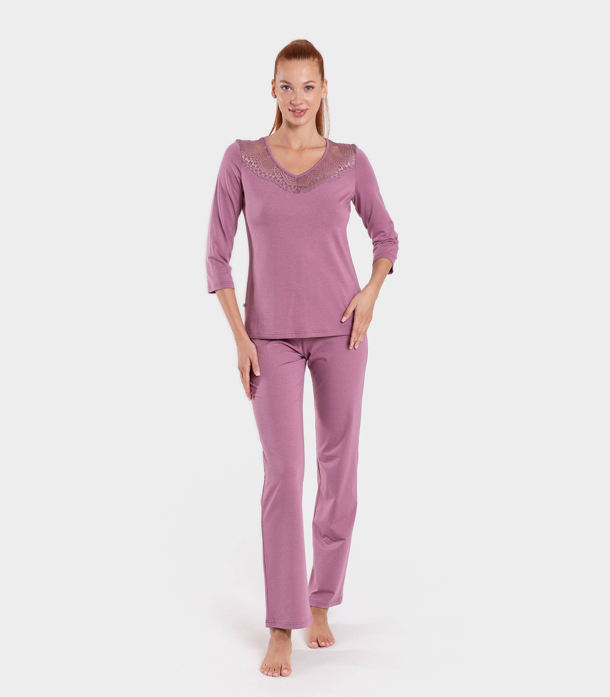 Serge Пижама женская (футболка, брюки) 5404/17, Цвет - Сирень Serge Пижама женская (футболка, брюки) 5404/17, Цвет - Сирень