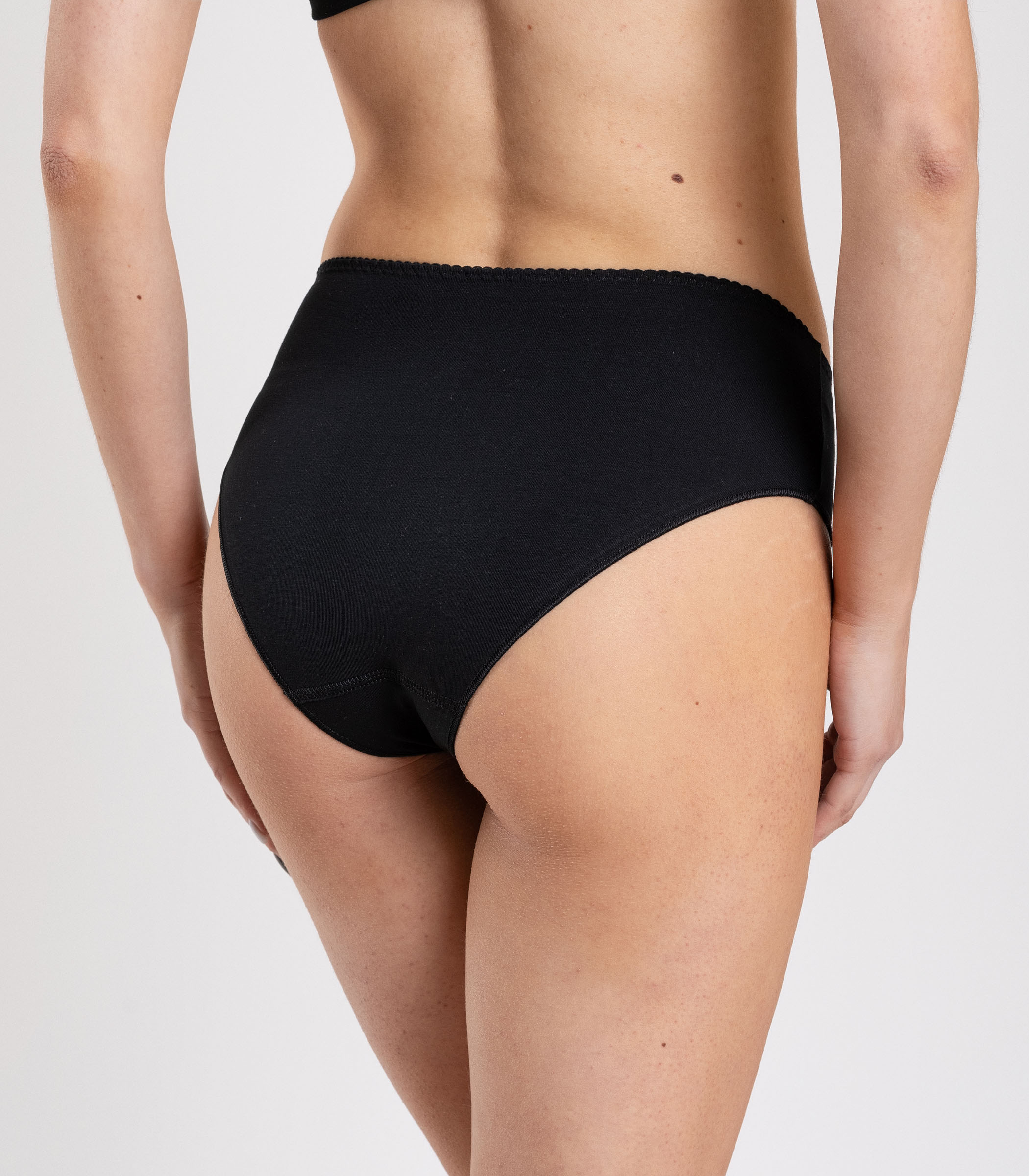 Serge Трусы женские 4694/34 Слипы, Цвет - Черный Serge Трусы женские 4694/34 Слипы, Цвет - Черный