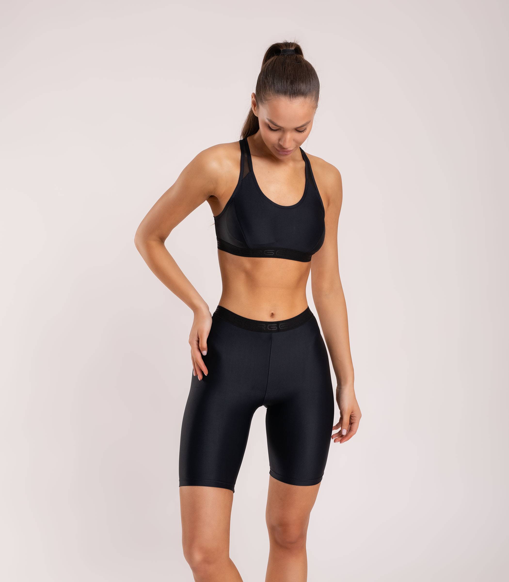 Serge Шорты женские 9093/6 Шорты, Цвет - Черный Serge Шорты женские 9093/6 Шорты, Цвет - Черный