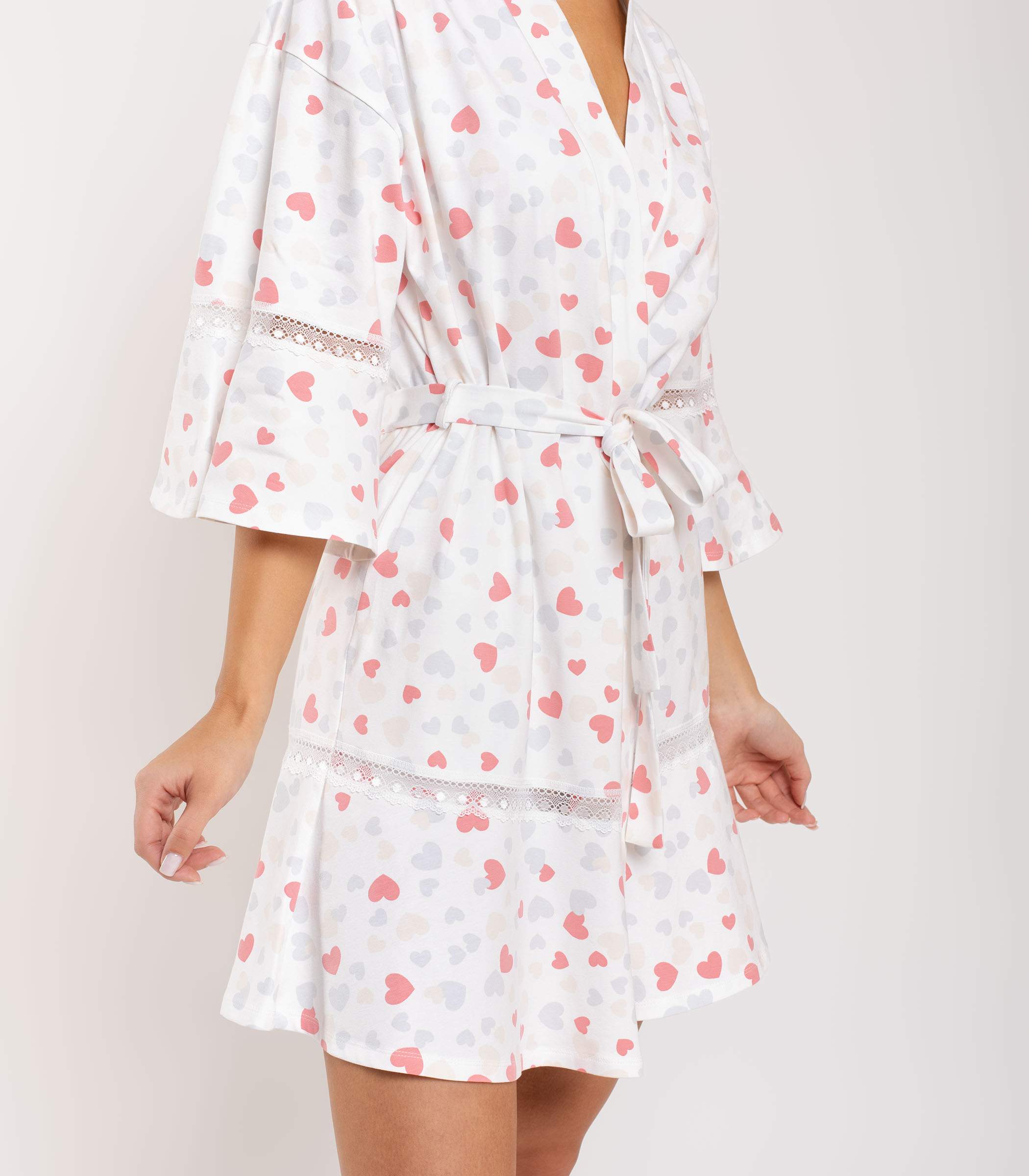 Serge Халат женский 2238/10, Цвет - Белый Serge Халат женский 2238/10, Цвет - Белый