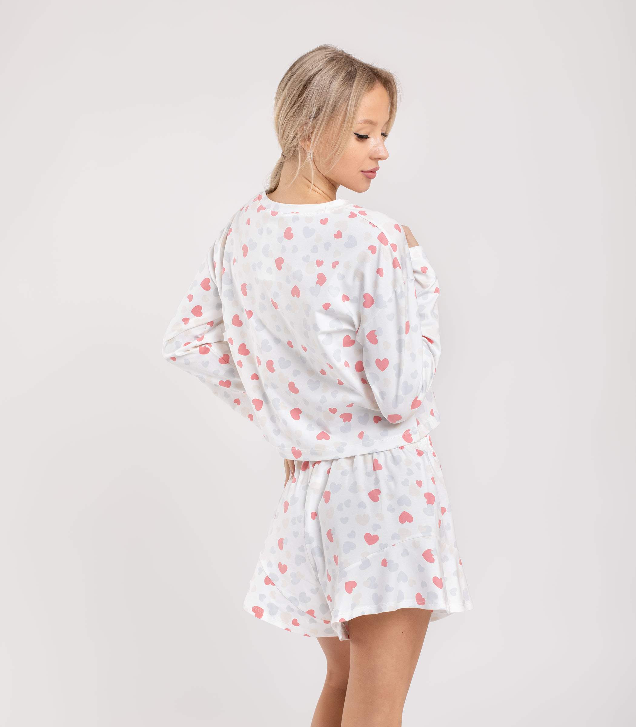 Serge Пижама женская (Футболка, шорты) 5096/19, Цвет - Белый Serge Пижама женская (Футболка, шорты) 5096/19, Цвет - Белый